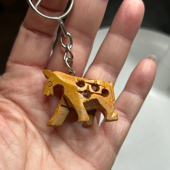 Wooden Carved Horse Keychain - Picture 3 of 7